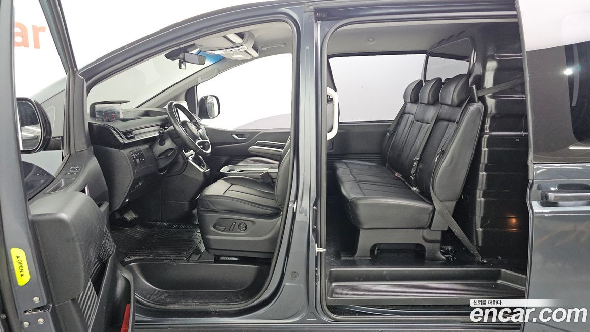 Hyundai Staria 2022