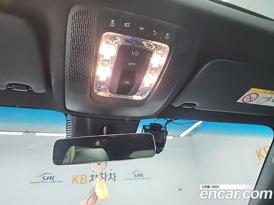 Mercedes-Benz GLB-Class 2021