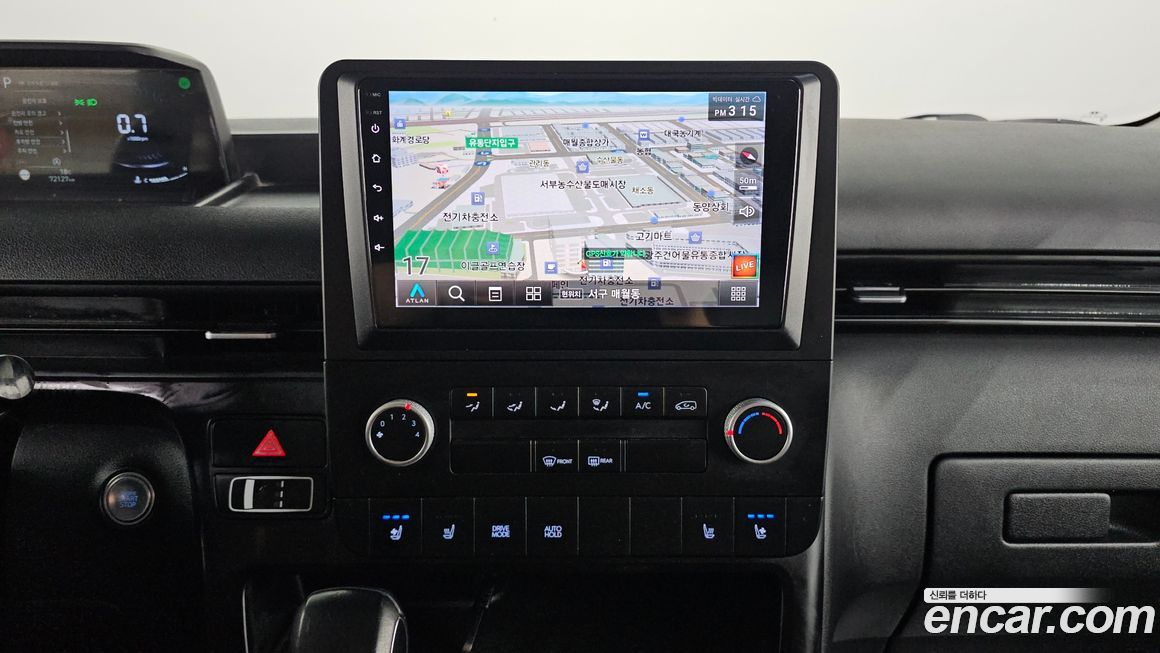 Hyundai Staria 2022