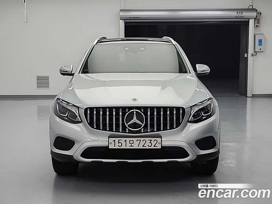 Mercedes-Benz GLC-Class 2019