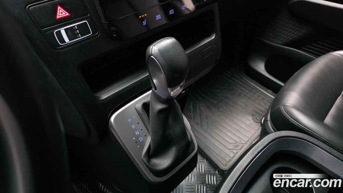Hyundai Staria 2023