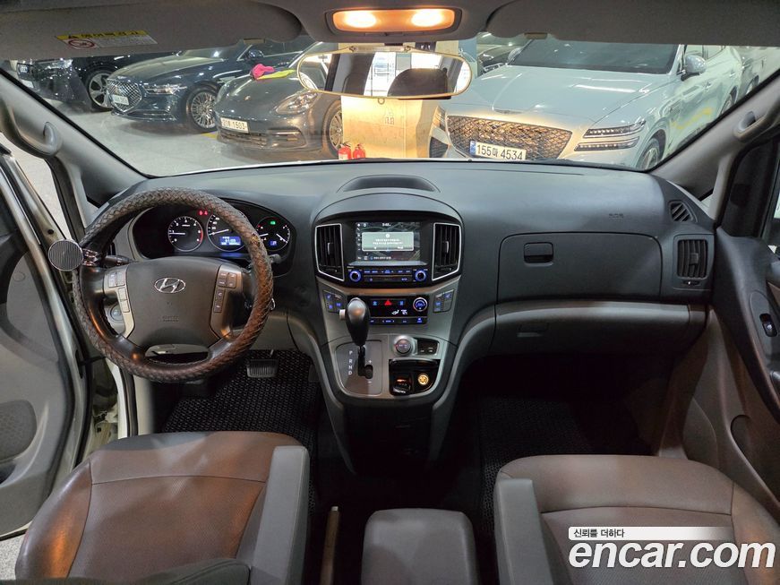 Hyundai Starex 2019
