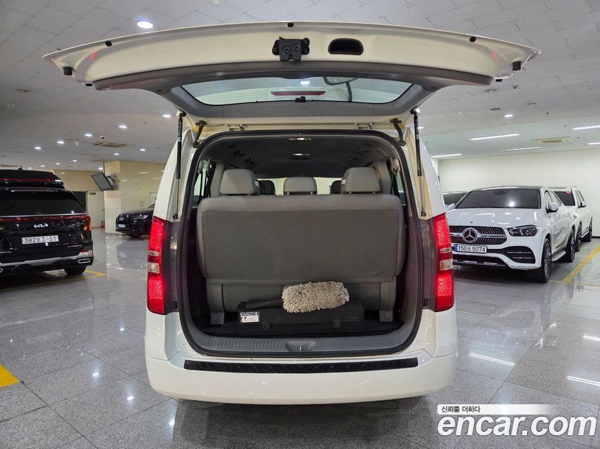 Hyundai Starex 2019
