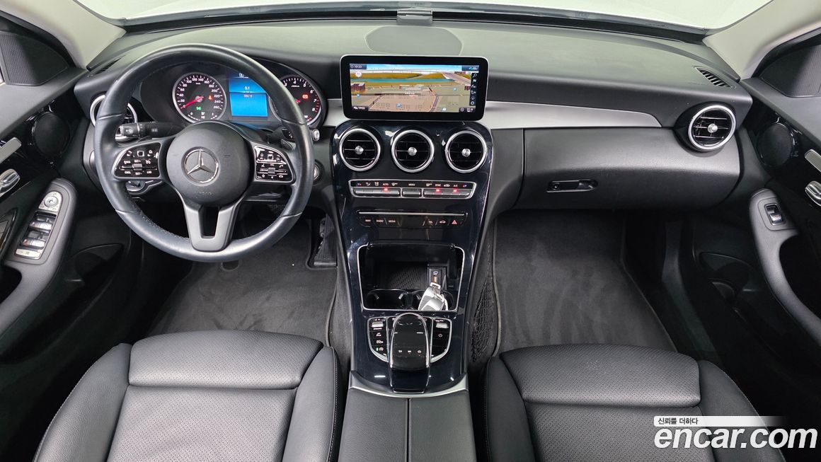 Mercedes-Benz C-Class 2020