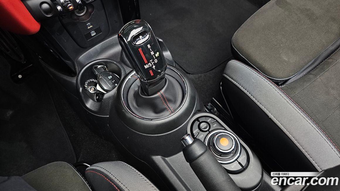 Mini Cooper Convertible 2020