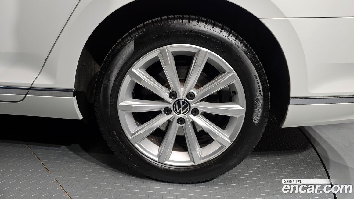 Volkswagen Passat 2021