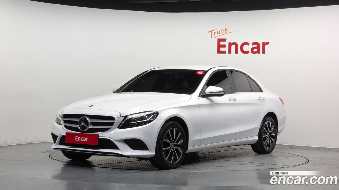 Mercedes-Benz C-Class 2020