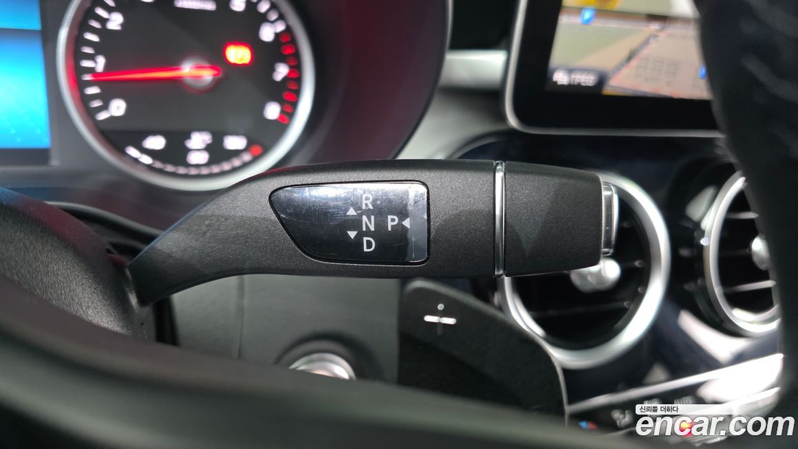 Mercedes-Benz C-Class 2020