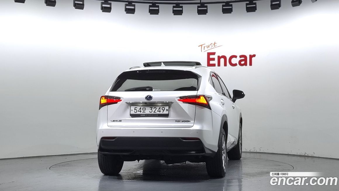 Lexus NX 2017