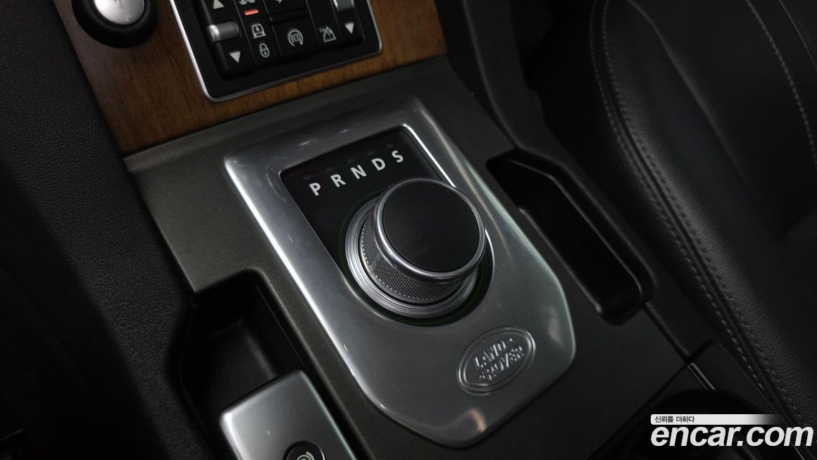 Land Rover Discovery 2016