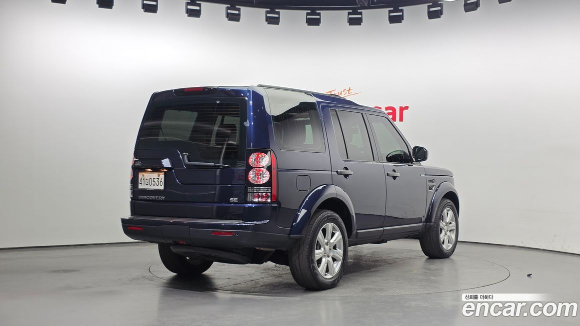 Land Rover Discovery 2016
