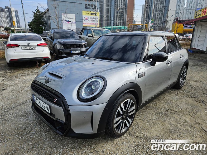 Mini Cooper 2024