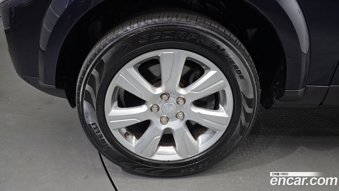 Land Rover Discovery 2016