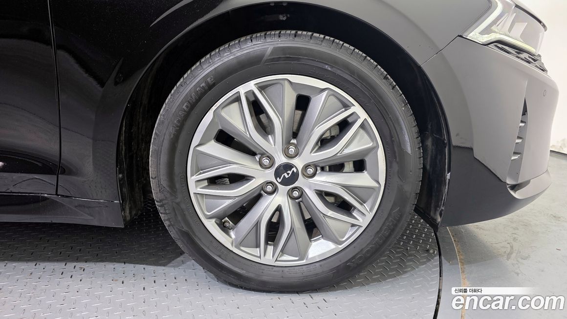 Kia K5 2023