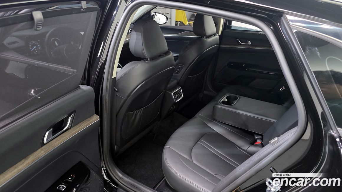Kia K5 2023