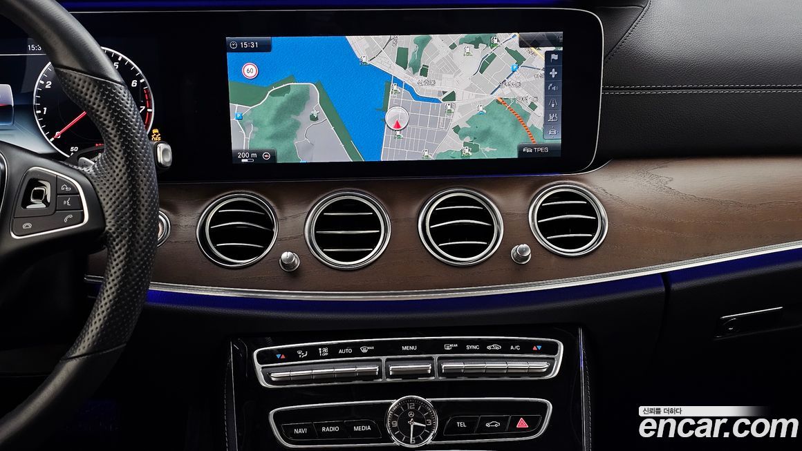 Mercedes-Benz E-Class 2017