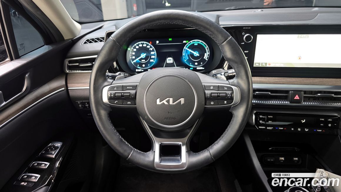 Kia K5 2023