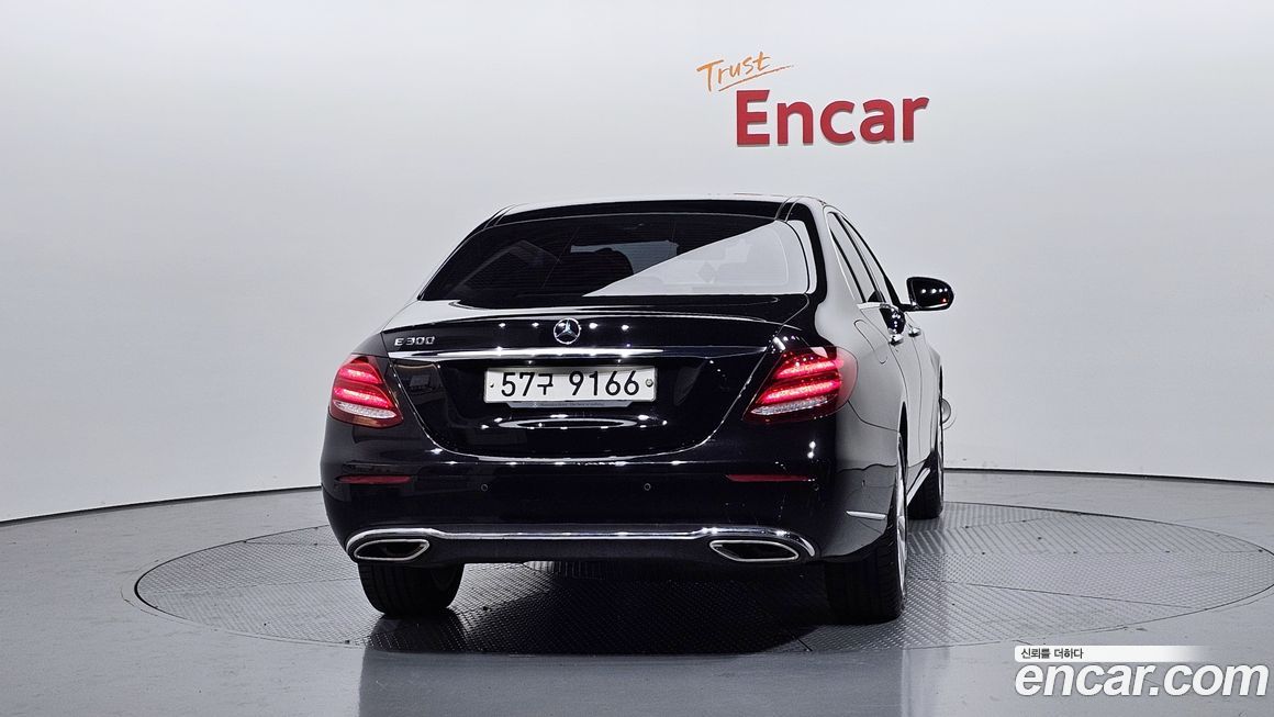 Mercedes-Benz E-Class 2017