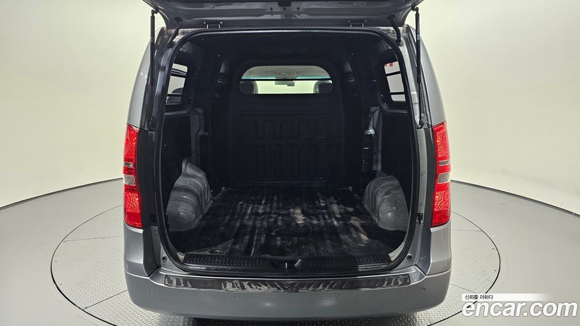 Hyundai Starex 2016