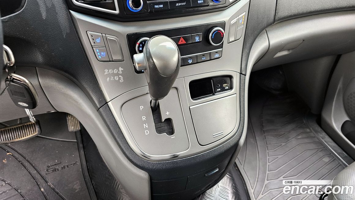 Hyundai Starex 2016