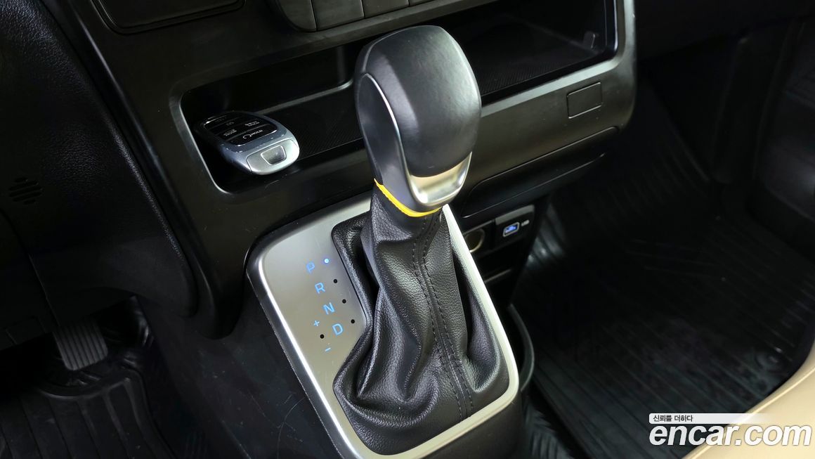 Hyundai Staria 2023