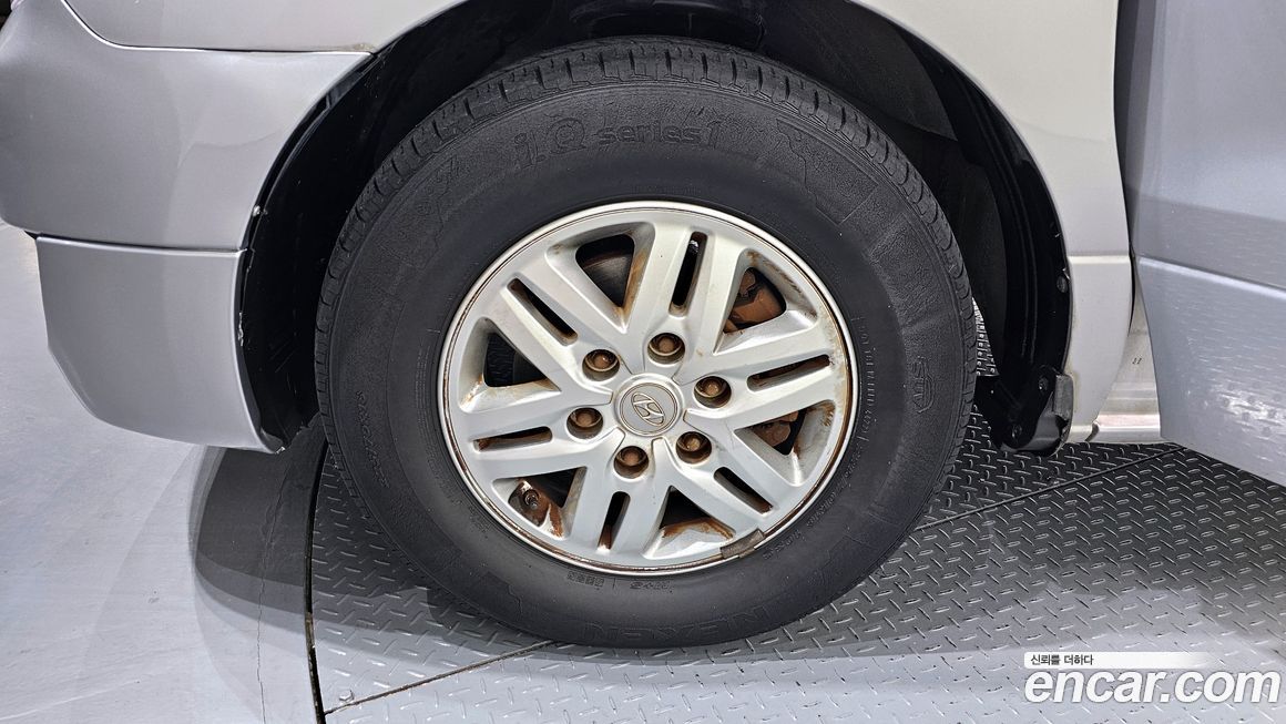 Hyundai Starex 2016