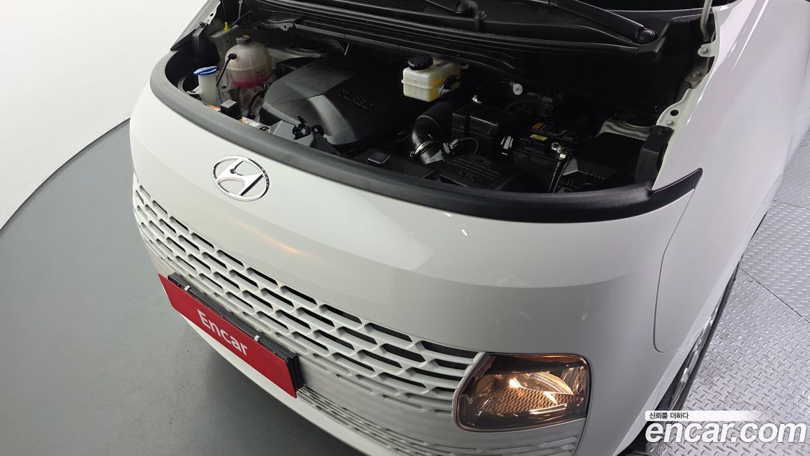 Hyundai Staria 2023