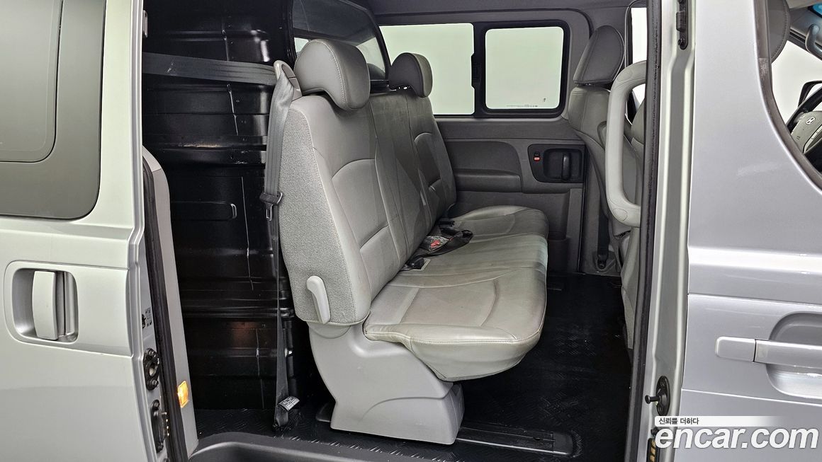 Hyundai Starex 2016