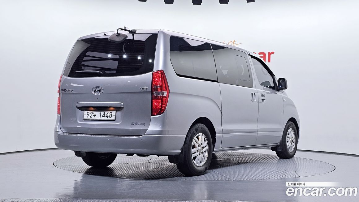 Hyundai Starex 2016