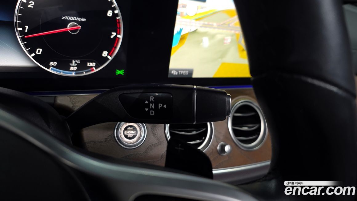 Mercedes-Benz E-Class 2020