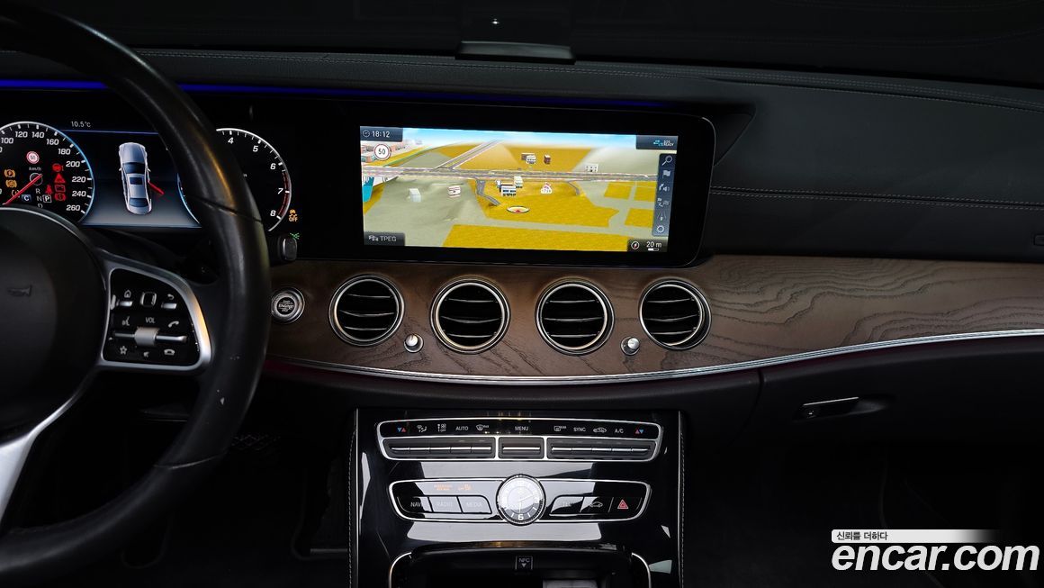 Mercedes-Benz E-Class 2020