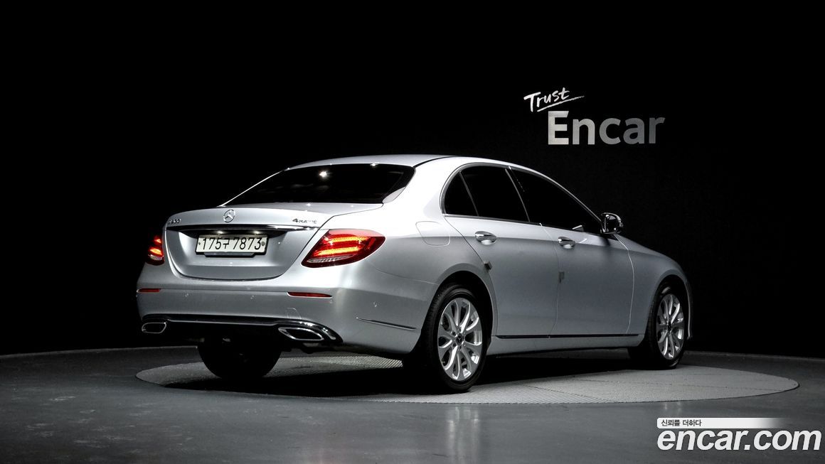 Mercedes-Benz E-Class 2020