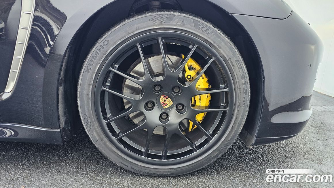 Porsche Panamera 2013