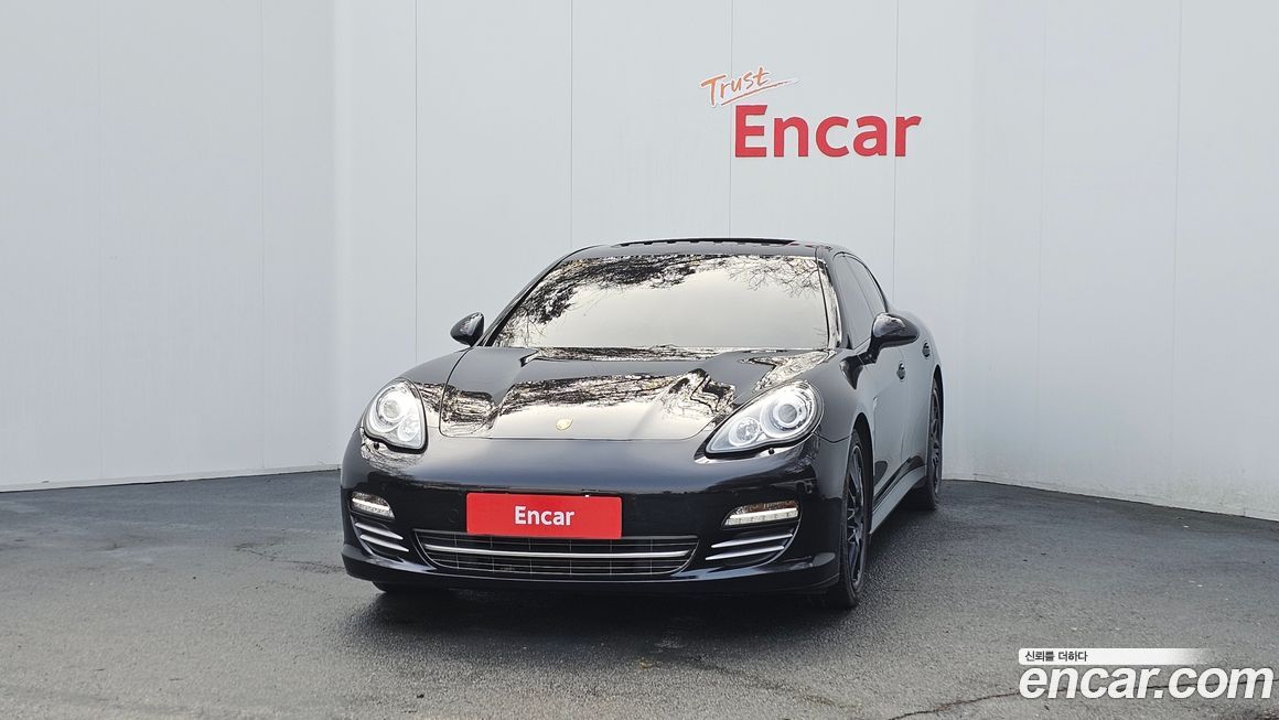 Porsche Panamera 2013