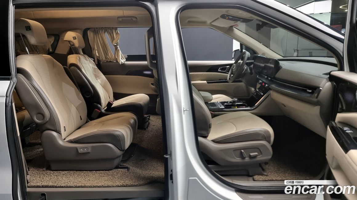 Kia Canival 2021
