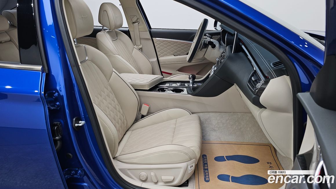 Genesis G70 2020