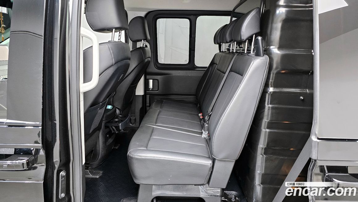 Hyundai Staria 2023