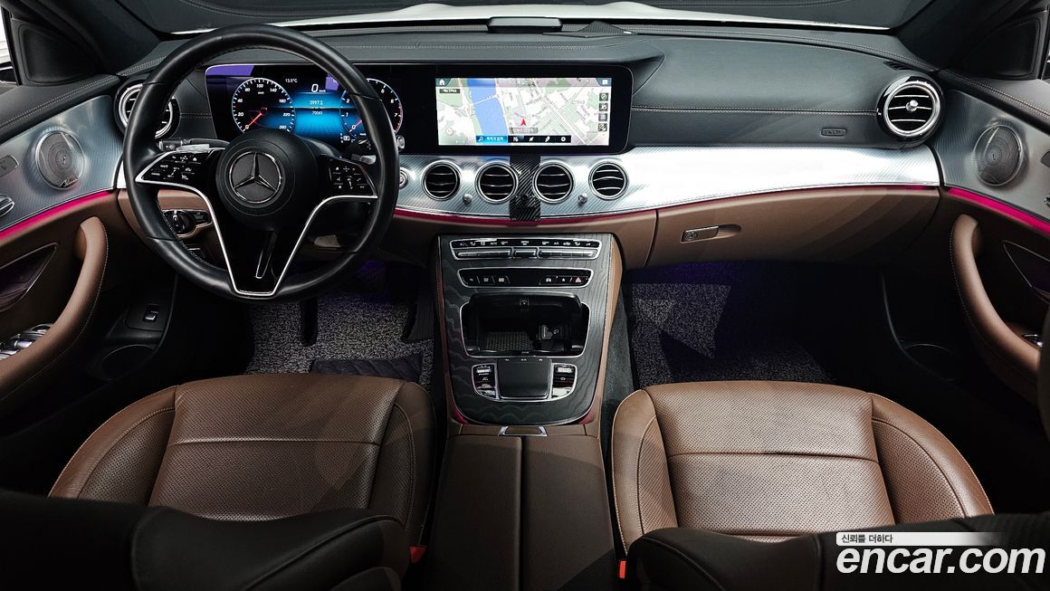 Mercedes-Benz E-Class 2021