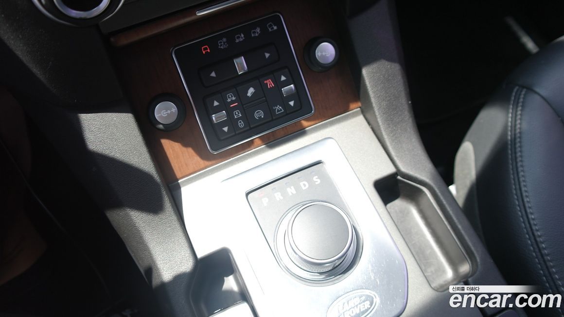 Land Rover Discovery 2016