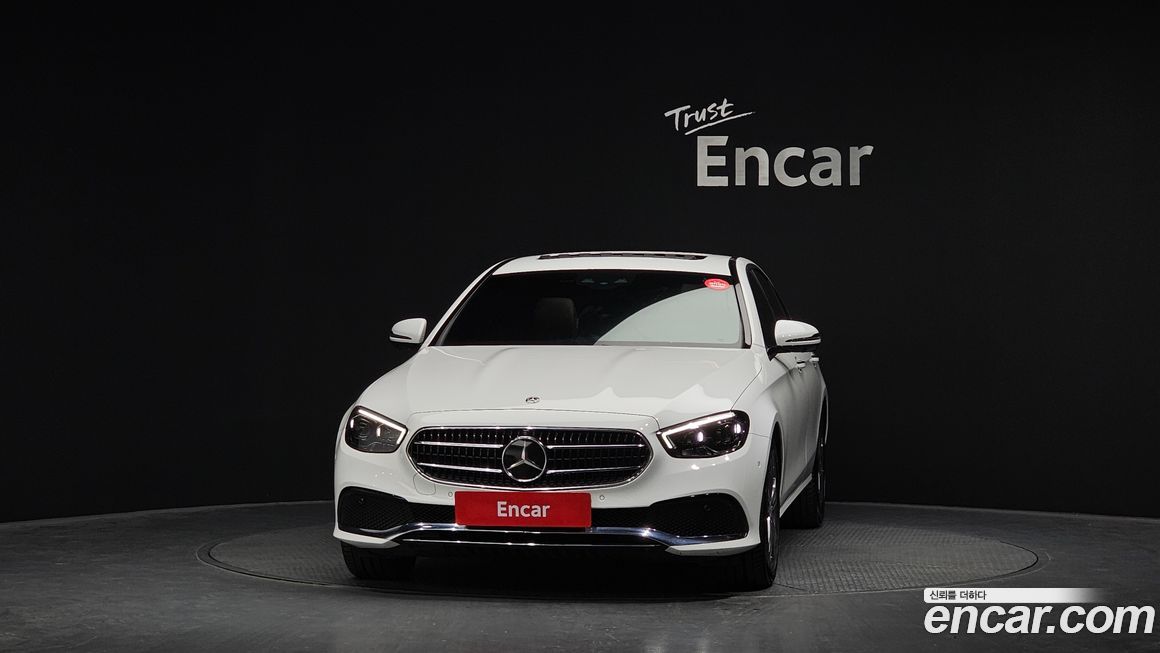 Mercedes-Benz E-Class 2021