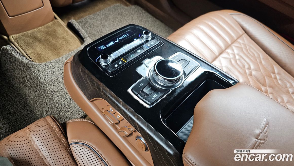 Genesis G90 2021