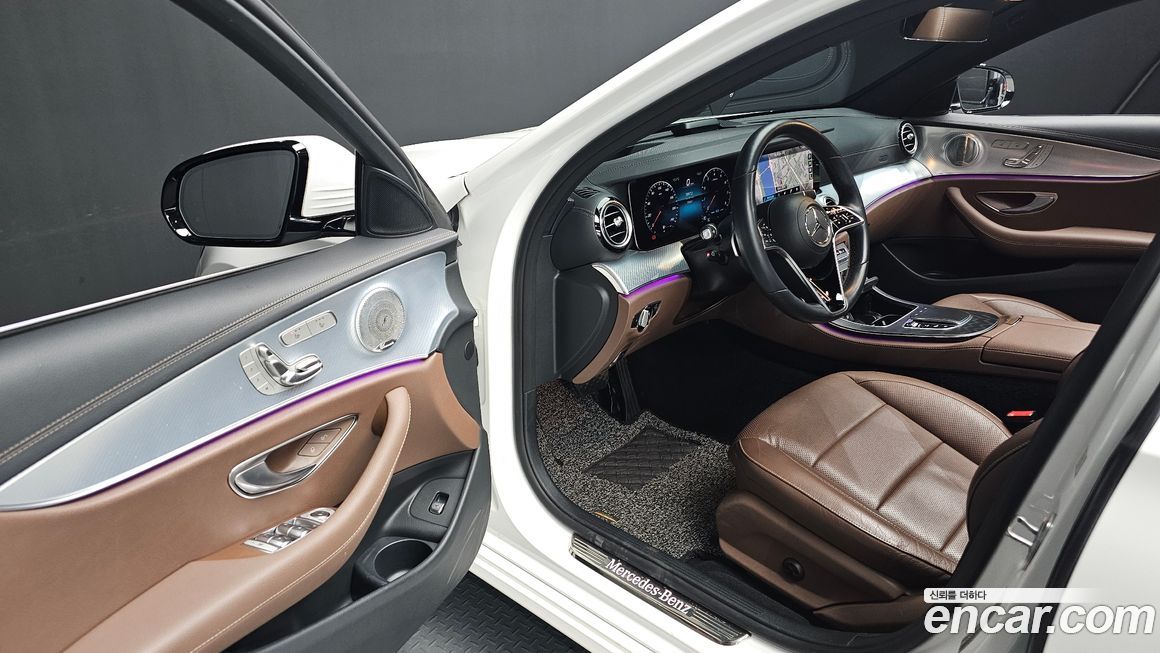 Mercedes-Benz E-Class 2021