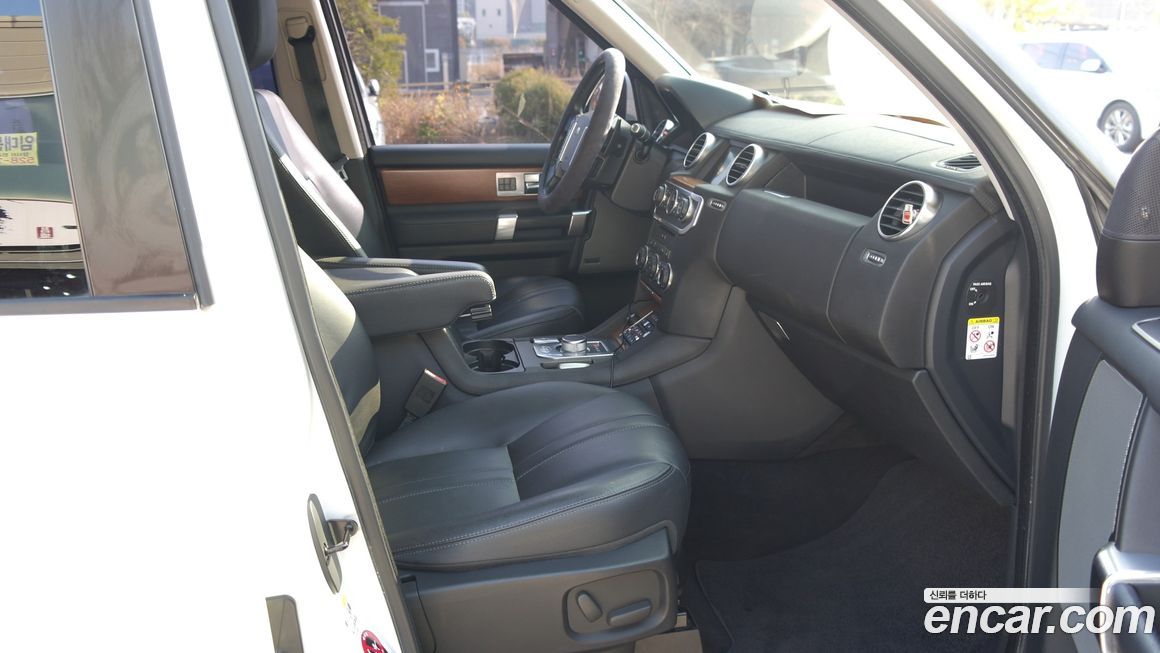 Land Rover Discovery 2016