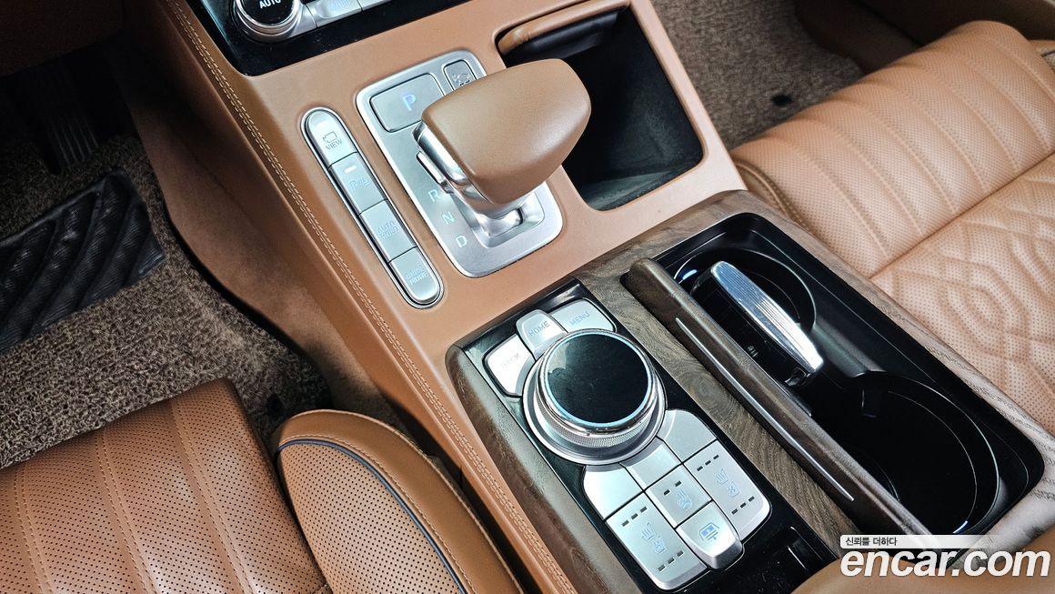 Genesis G90 2021