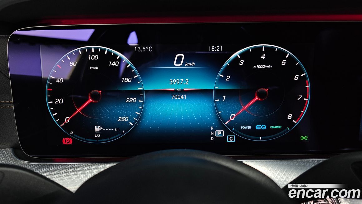 Mercedes-Benz E-Class 2021