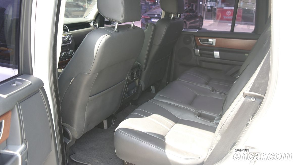 Land Rover Discovery 2016