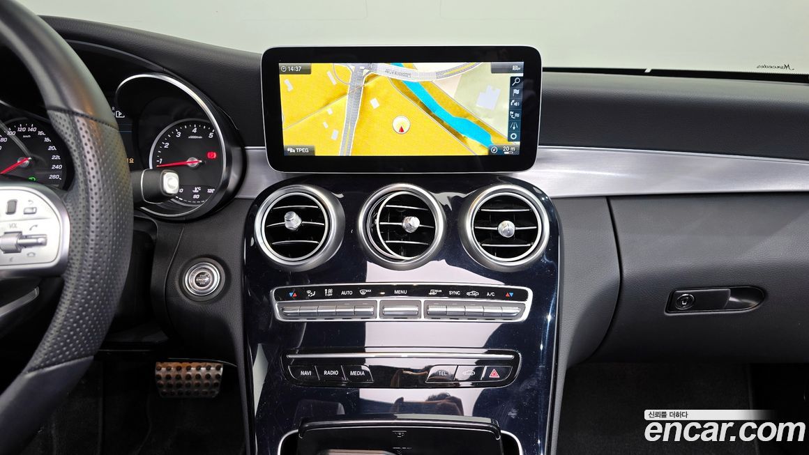 Mercedes-Benz C-Class 2019