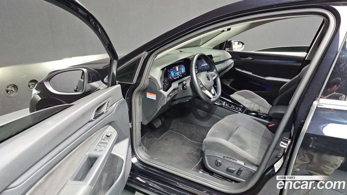 Volkswagen Golf 2023