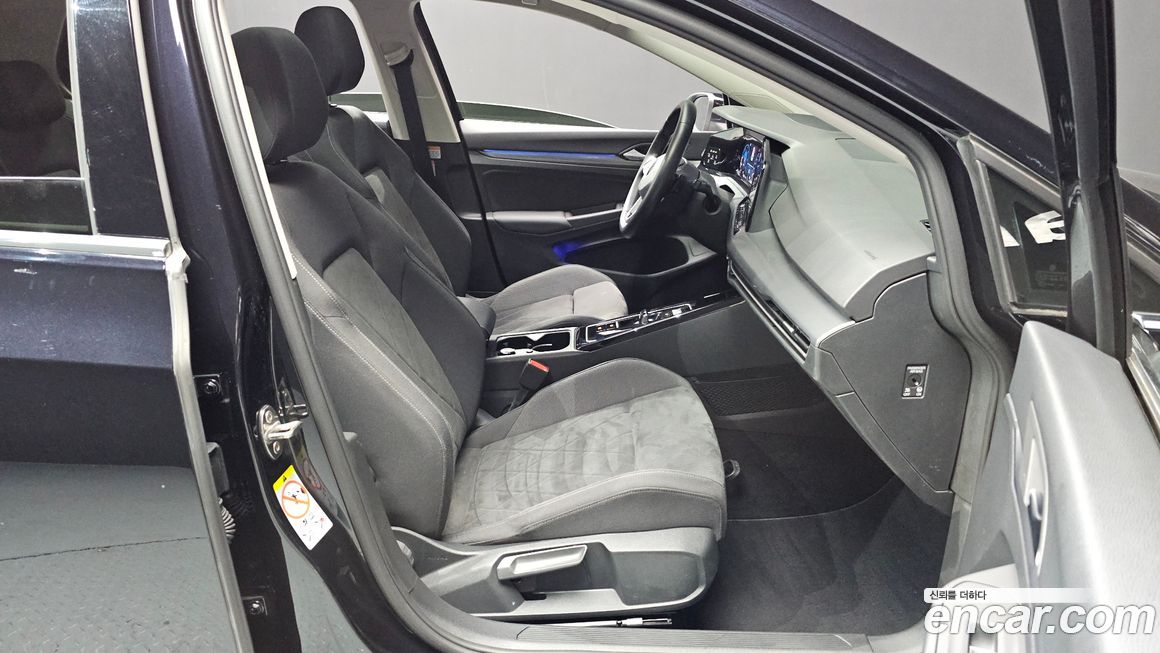 Volkswagen Golf 2023