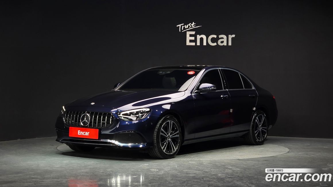 Mercedes-Benz E-Class 2022